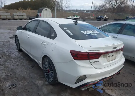 2022 Kia Forte Gt z USA, uszkodzony, nr VIN 3KPF44AC1NE486749